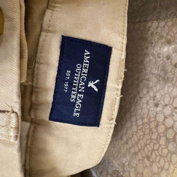 Y2K 2000s American Eagle Outfitters Low Rise Shortie Khaki Shorts Size 6 - Picture 3 of 7